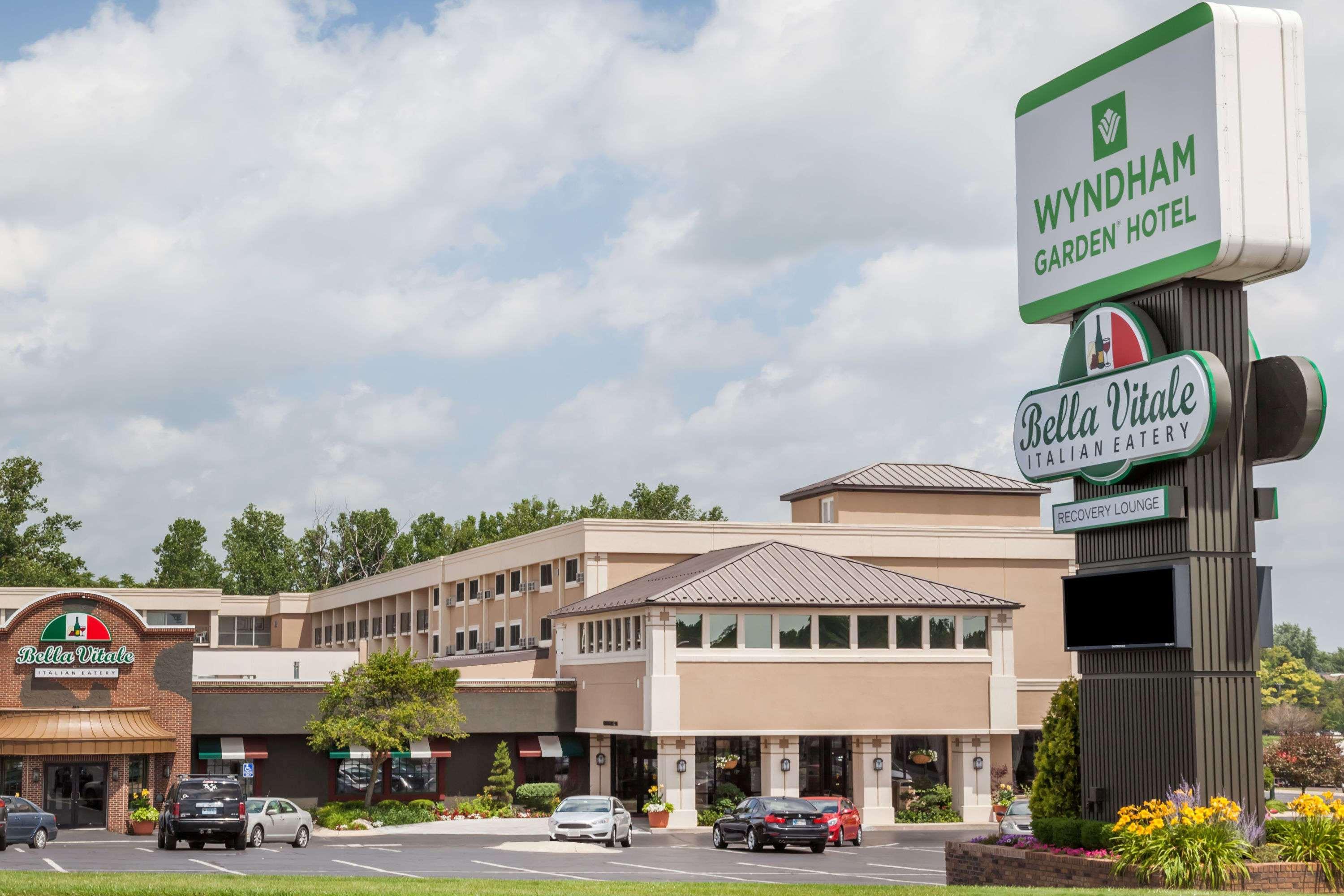 Wyndham Garden Warsaw Hotel Exterior foto